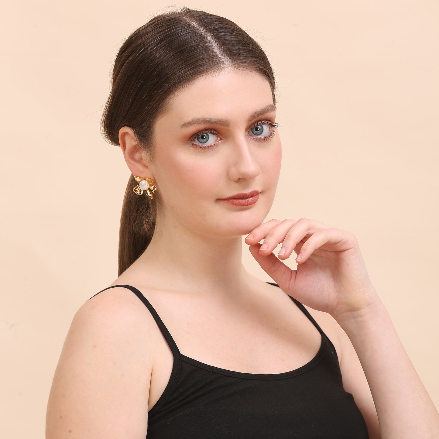 Petal Pearl Earrings