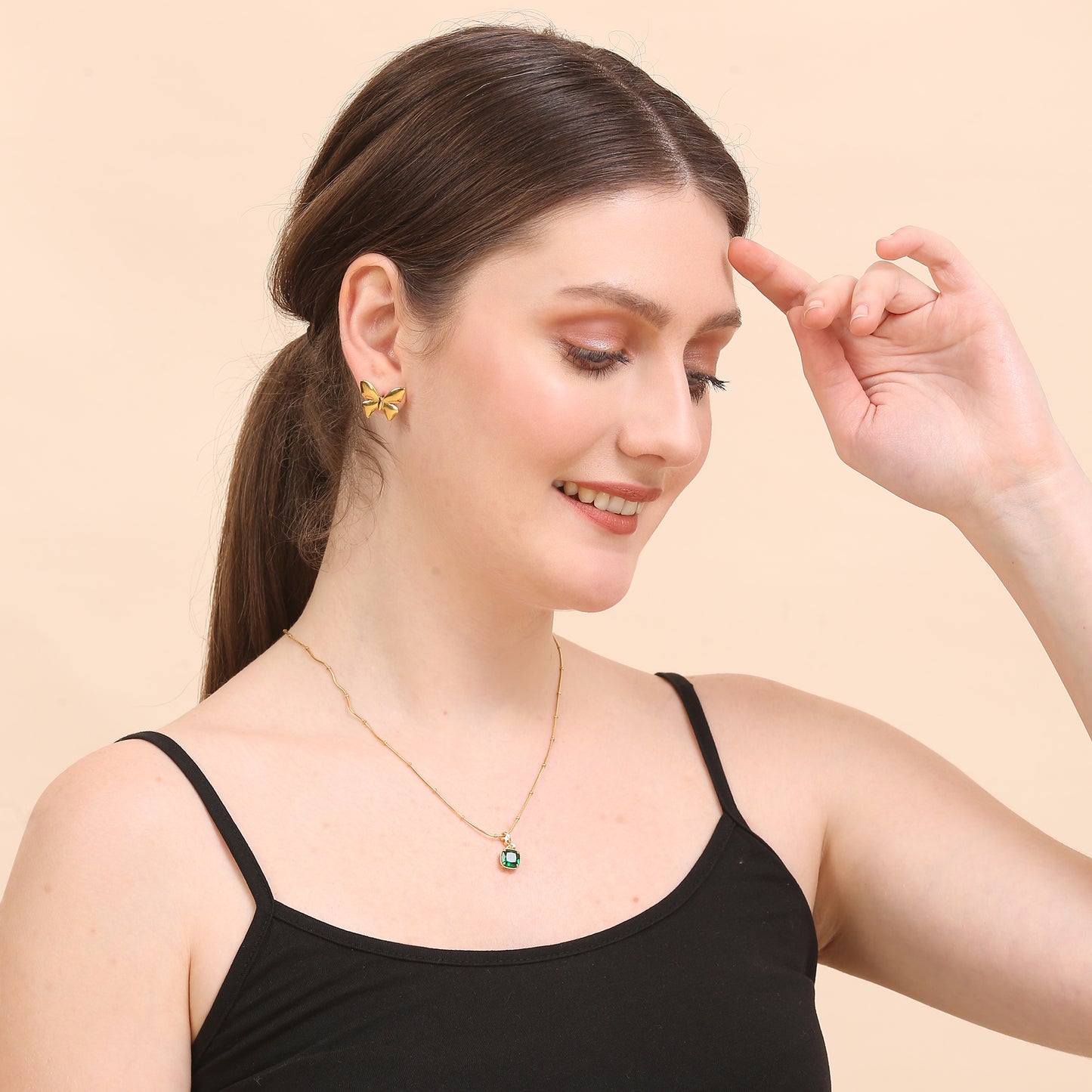 Elite Emerald Necklace