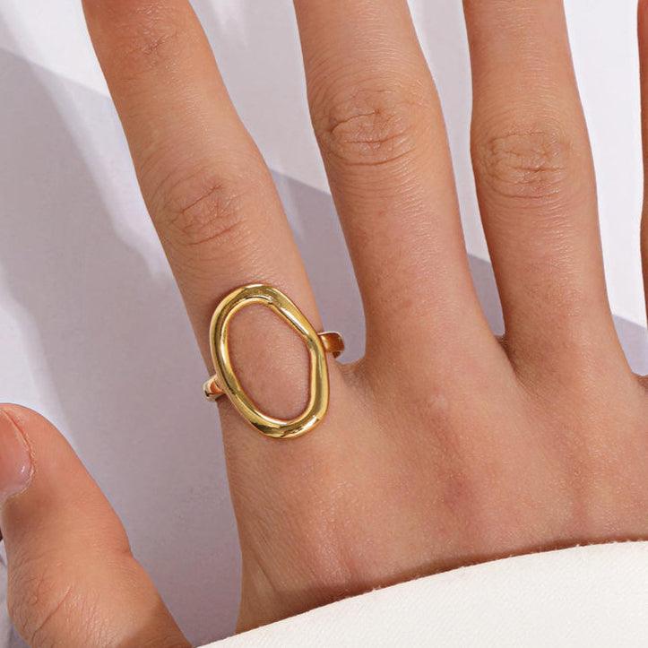Aura Loop Ring - Era Luxe