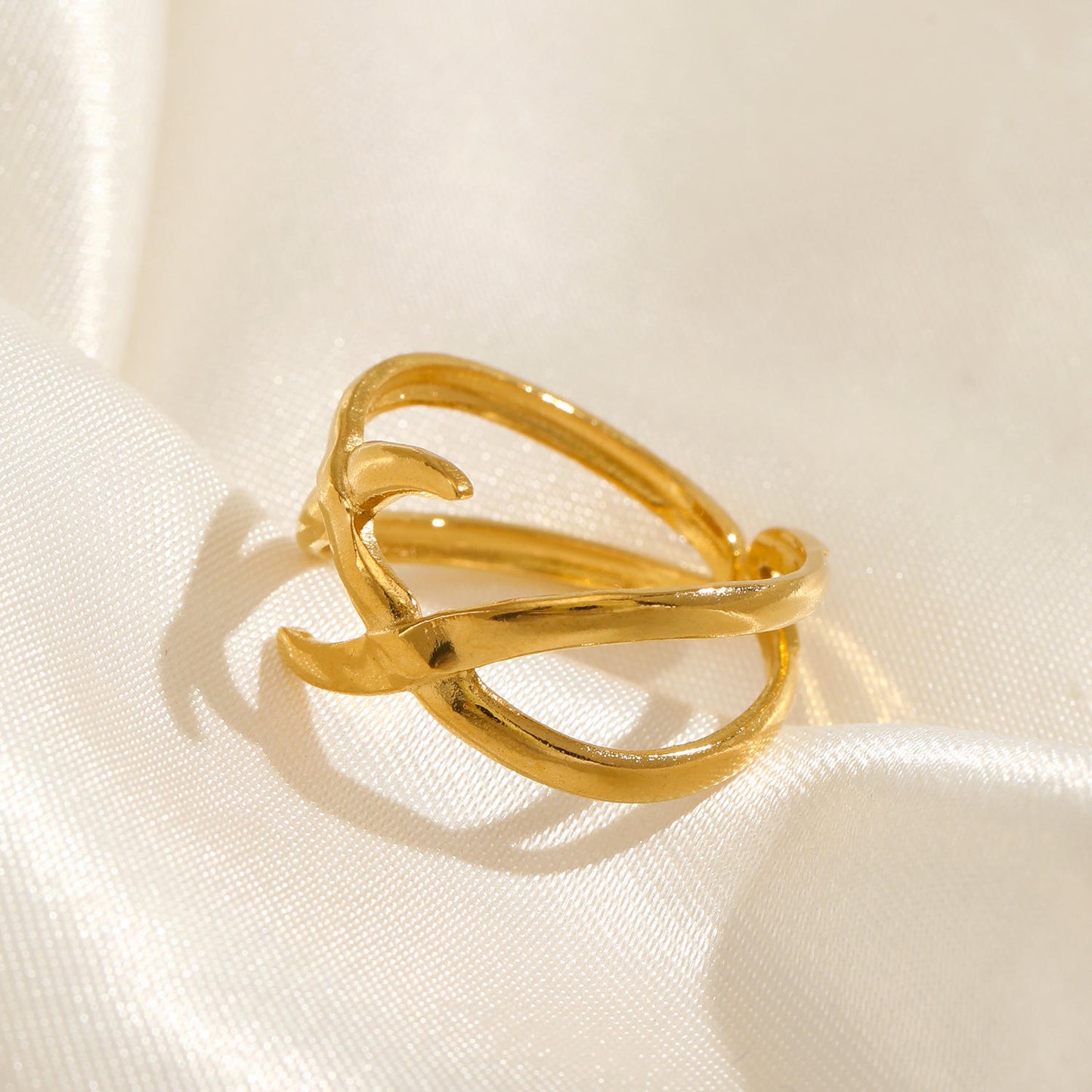 Infinity Whirl Ring